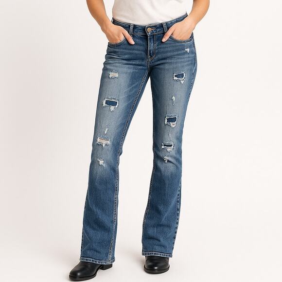 2/$30 Silver Jeans Low Rise Ripped Bootcut Suki 17" Jeans Denim Blue Womens 28 - Picture 1 of 15